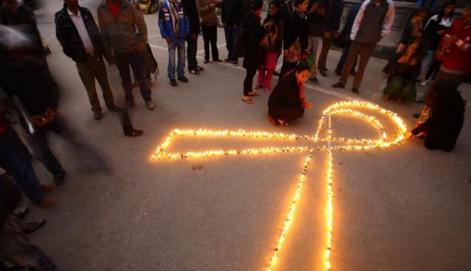 Ilustrasi peringatan hari HIV/AIDS (REUTERS/Navesh Chitrakar)