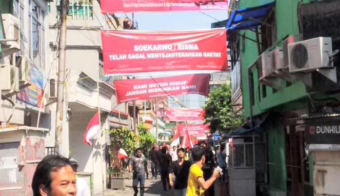 Ilustrasi lokalisasi Dolly di Surabaya resmi ditutup. (VIVAnews/Tudji Martudji)